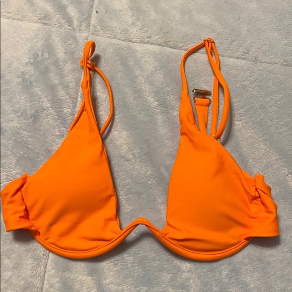 Underwire bikini - Picture 1 of 2